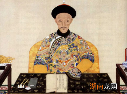 清朝时期，三公九卿的职责与权力相较于前朝而言有什么变化？