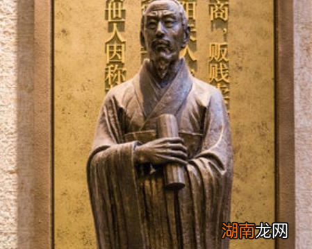 历史上对吕不韦的记载不是很多 吕不韦究竟是怎么死的