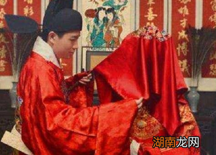 古代媒婆是怎么知道别人家有未出阁的女子的 其实这里边有可以窍门