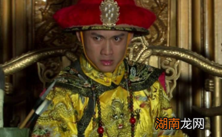 为何很多大臣都喜欢糊弄嘉庆皇帝呢?乾隆得背锅