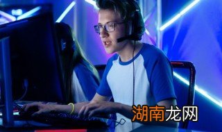 17岁男孩叛逆期如何沟通呢 17岁男孩叛逆期如何沟通