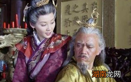 马皇后的偷炊饼给朱元璋的故事是真的嘛?还是有其他用意?