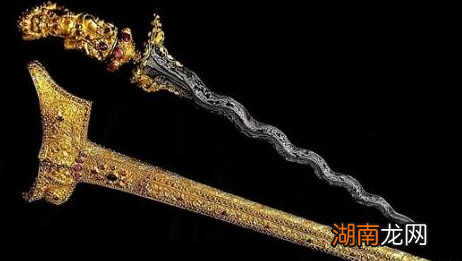 古代带刀和带剑相比 侠客和文人为什么都喜欢佩剑