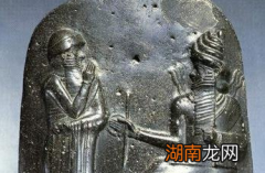 汉穆拉比法典上都有哪些条款？为何有7栏损坏了呢？
