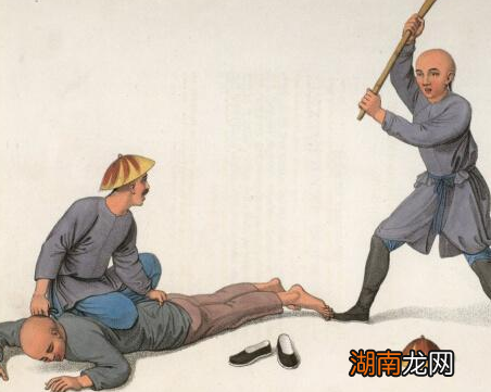 古代重大五十大板到底是什么样的 有钱轻伤,没钱重伤