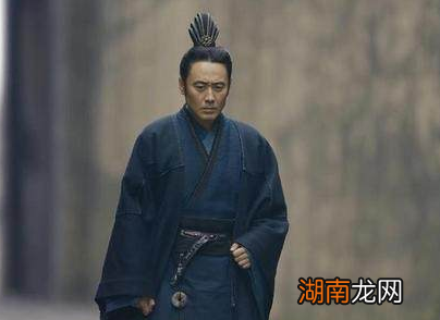 曹丕是怎么坑爹坑儿子的 所做之事把江山拱手让出