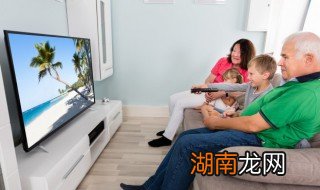 电视的屏幕怎么擦干净生活小窍门 电视机屏幕怎么擦干净