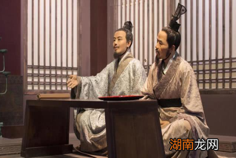 管仲为齐桓公制定了哪些治国方针策略？这个战略方针曹操都称颂不已