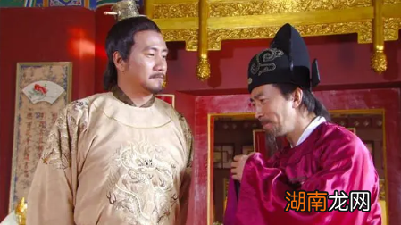 官员太穷把女儿卖掉,明朝三品官员俸禄很低吗?