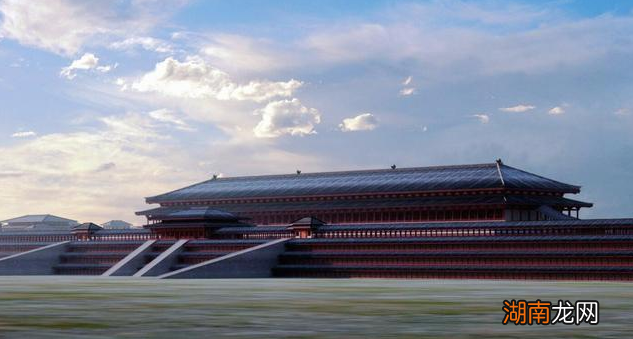 阿房宫：联合国确定的世界上最大的宫殿基址，属于世界奇迹