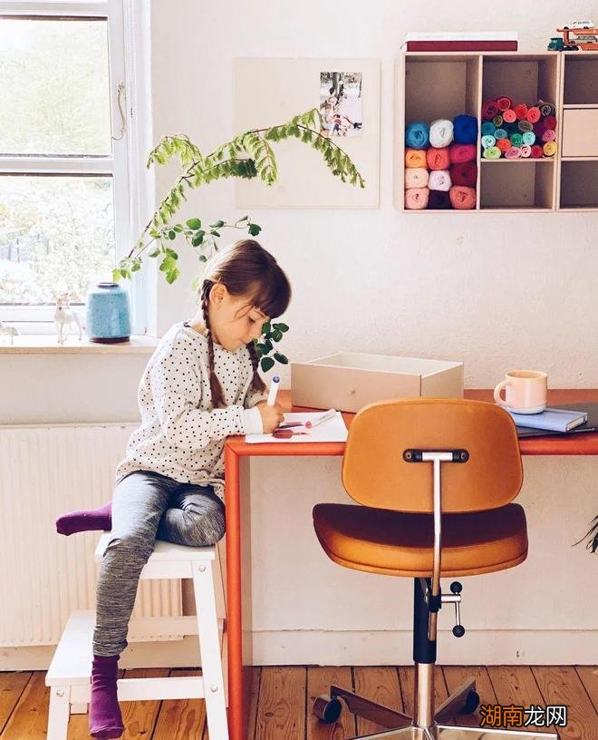 有了这几套美貌书桌 让宝贝爱上Study！