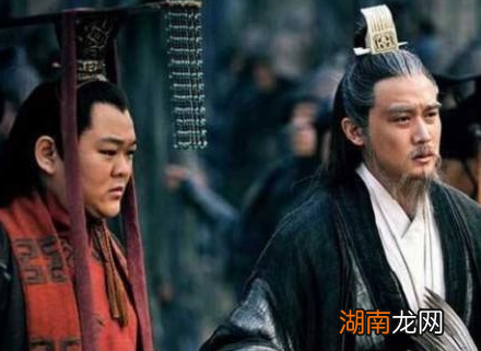 刘备打仗的时候为什么不带上诸葛亮 除了保卫后方还有两点原因