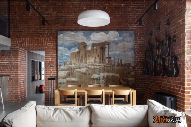 装修 灵感 | 130㎡的工业风公寓,材料混搭细节质感反被拉满!