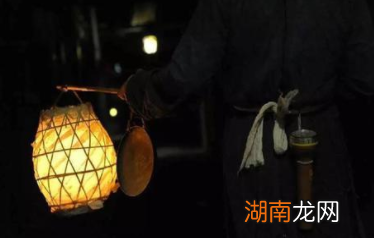 古代皇宫里有夜班吗?夜班都做哪些工作呢?