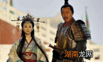 费无忌作为太子的老师,为何要把太子拉下水呢?