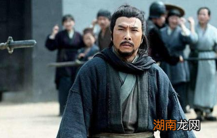 古代长矛到底用什么材料制成的 不是有钱人都用不起