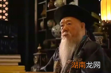 左宗棠是如何从一介书生最终变成封疆大吏的？