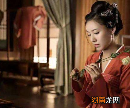 古代封建制度繁衍了一代代的贵族 他们究竟是被谁毁灭的