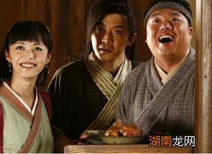 古代买东西是如何找零的 大部分的银器都需要切成小片