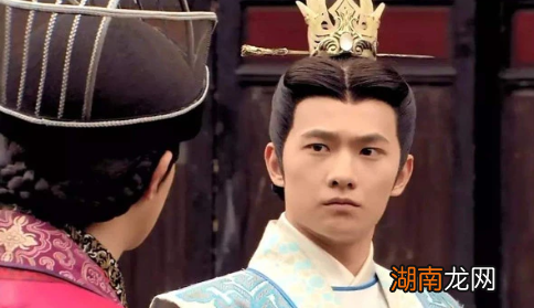 曹志这个人到底是谁呢?他有着怎样的传奇人生呢?