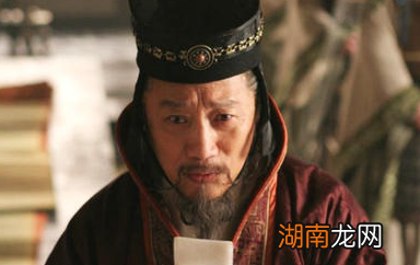 只要请求贾世文题字就能有官做?他真实才学到底如何?