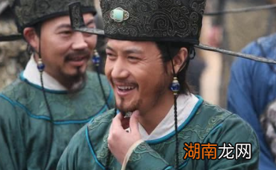 各朝代官员的俸禄如何呢?为何很多官员都想“告老还乡”呢?