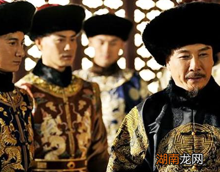 康熙晚年为何难以选择继承人 康熙最后为什么会选择胤禛人