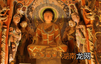 宏伟壮观的敦煌莫高窟是出于什么原因修建的?