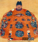 崇祯帝刚开始全力清除宦官集团，为何后期又大量使用宦官？