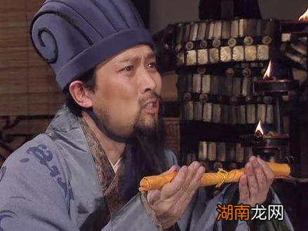 刘备托孤到底是怎么算计诸葛亮的 真的是伴君如伴虎