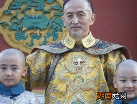 乾隆本身的儿女算不上很多 乾隆为什么还将儿子过继给他人