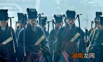 古代大臣下朝后都做些什么 他们真的有电视剧里边的那么悠闲吗