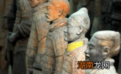 秦军作战真的不带头盔吗?为何兵马俑没有头盔？