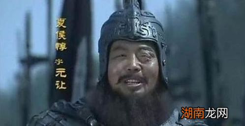 如果夏侯惇没有眼瞎,他能跟关羽打几个回合?