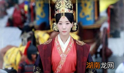 汉武帝刘彻是个暴君吗？汉朝为何没在他手中灭亡？