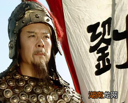 孙权和刘备都没有打起来 刘备为什么就主动割地求和了