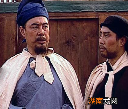 孙权和刘备都没有打起来 刘备为什么就主动割地求和了