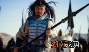 许褚和马超虽大战二百回合,为何说马超更厉害呢?