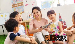 如何一手保护孩子一手打架 自家孩子打架如何教育