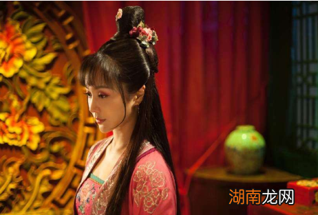 揭秘：古代青楼女子腰间系红绳的原因是什么？