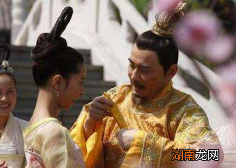 古代宫女除了伺候皇帝喂饭还干什么？还要接受三个无理要求