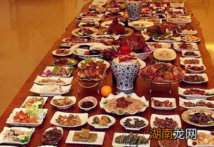 古代皇帝吃饭为什么要摆谱 这习惯是怎么来的