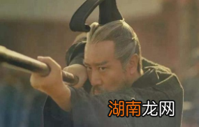 官渡之战后袁绍虽惨败但还有余力，那他因何而死呢？