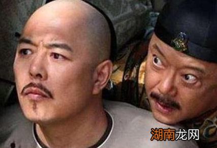 清朝的皇帝每道菜只吃三口吗 这件事情是不是真的