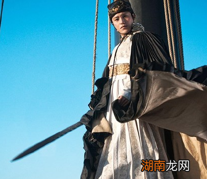 古代有腰牌可以进去皇宫 为何没有人伪造出来刺杀皇帝