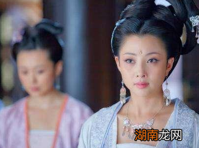 赵匡胤死后弟弟赵光义继承皇位 赵光义是如何对待他的皇嫂的