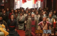 呼延灼为什么不顾结义之情，宋江有难却束手旁观?