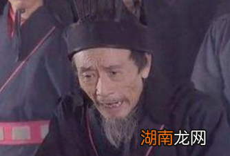 谯周作为当时的大硕儒，为何却劝自己的主公投降？