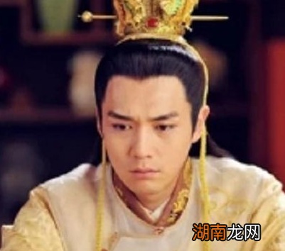 古代陪嫁丫头中最成功的一个 小姐成为妃嫔,自己最后却坐上了皇位