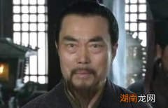 为了劝谏自己的主公，黄权竟然模仿小狗？